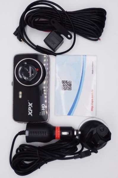 Видеорегистратор с камерой заднего вида XPX P16 в 