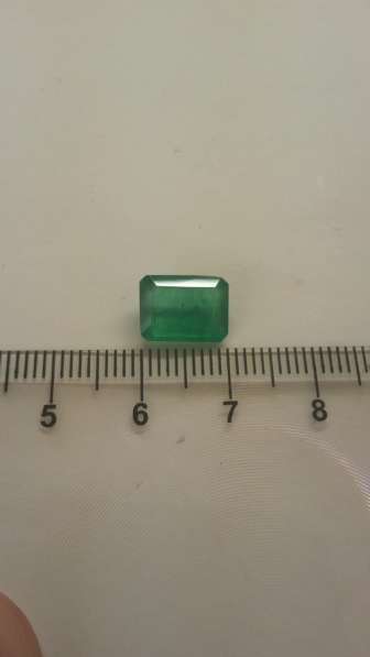 Изумруд 3.30 ct