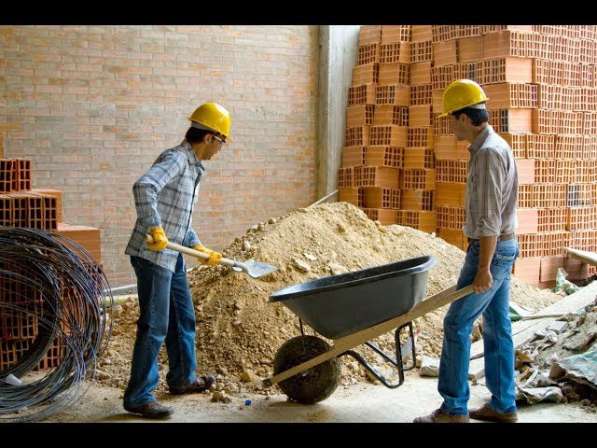 Рабочие, разнорабочие, помощь мастерам в Москве