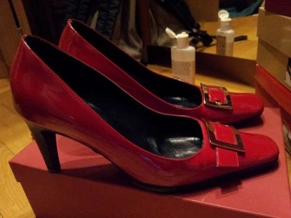 Красные лакированные туфли Эскада ESCADA на 5 см каблуке 37р в Москве фото 16