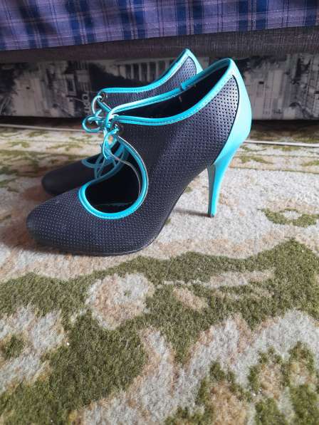 Продаётся женская обувь 39-36 размер в Ленинск-Кузнецком фото 5