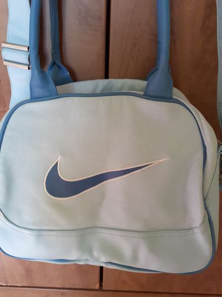 Женская сумка. Марка-Nike в фото 4
