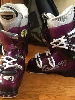 Новые ботинки лыжные Fischer 39 размер в Красноярске фото 4