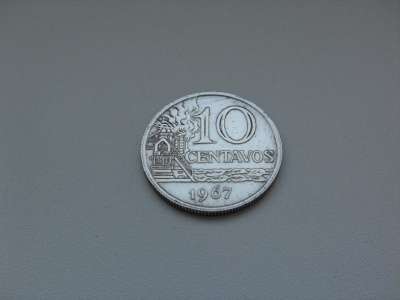 Монета 10 сентаво 1967 год Бразилия
