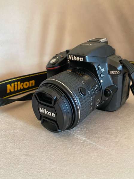 Цифровой зеркальный фотоаппарат Nikon D5300+объектив