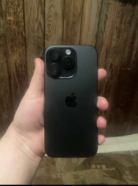 Продам iPhone 16 Pro Black Titanium
