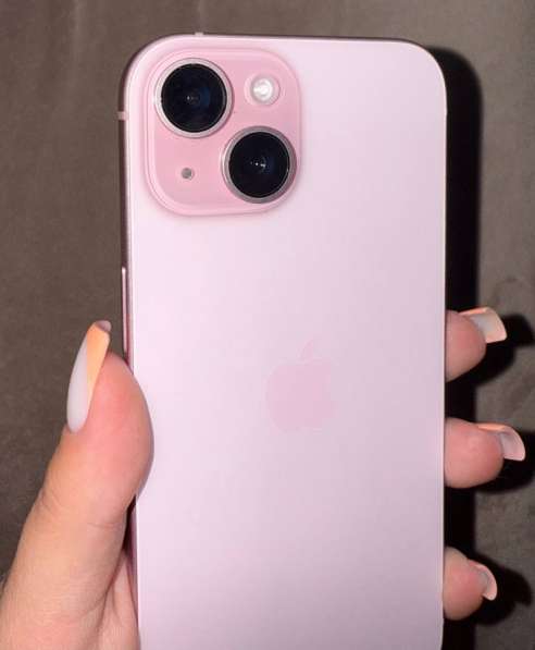 Продам iphone 15 на 128 gb в Москве фото 4
