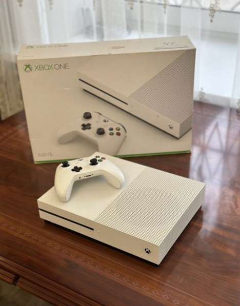 Xbox one s 500gb с дисководом