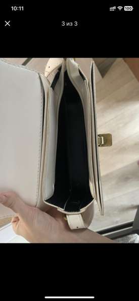 Белая маленькая сумочка в Новосибирске