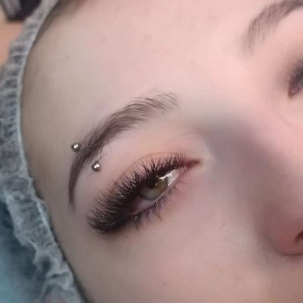 Наращивание ресниц в Омске