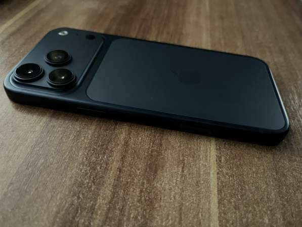 IPhone 17 Pro Max 1ТБ