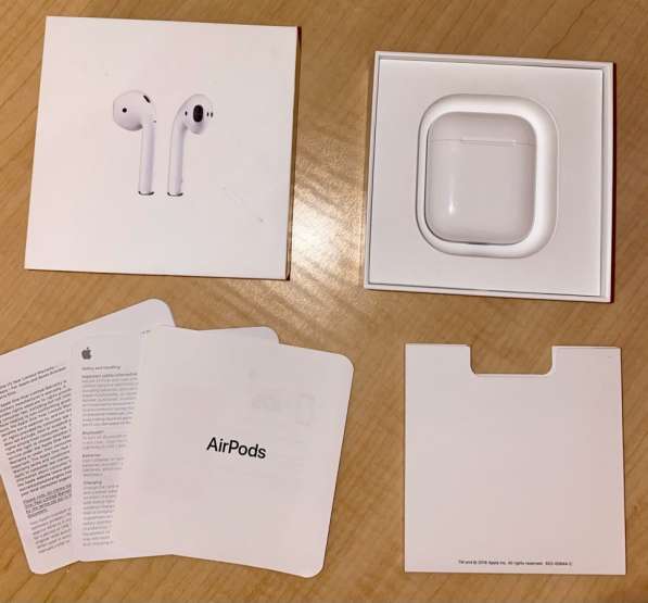 AirPods 2 поколения