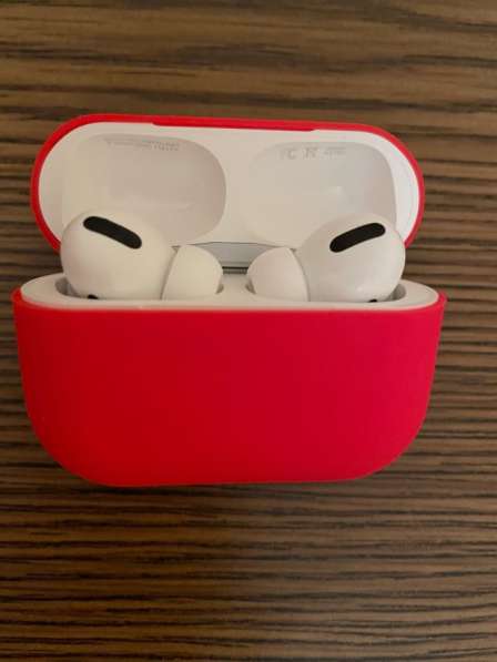 Наушники AirPods Pro