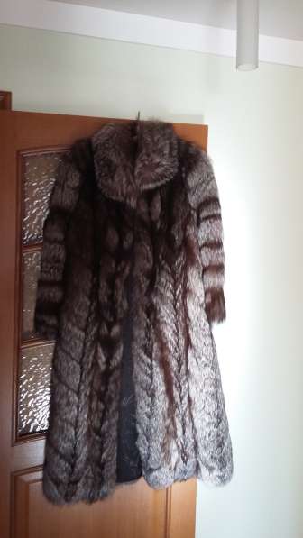 Продам шубу из чернобурки и осенние пальто размер 48-50