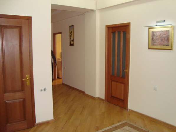 3-комнатная квартира в новом доме, Yerevan, Centre в фото 11