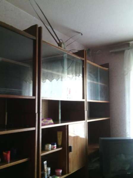 Продам двухкомнатную квартиру рядом с "Обжорой" по Ленинском в 