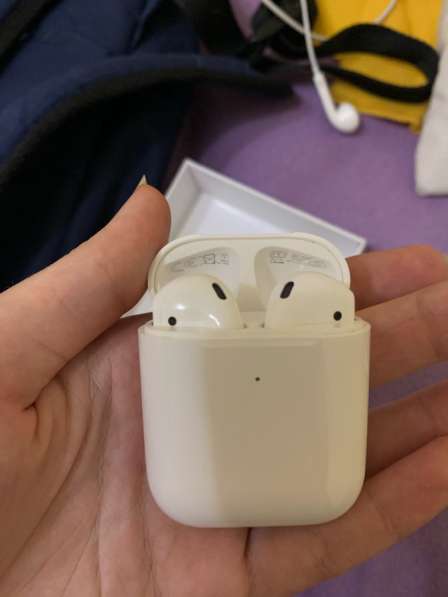 AirPods 2 в Санкт-Петербурге фото 6