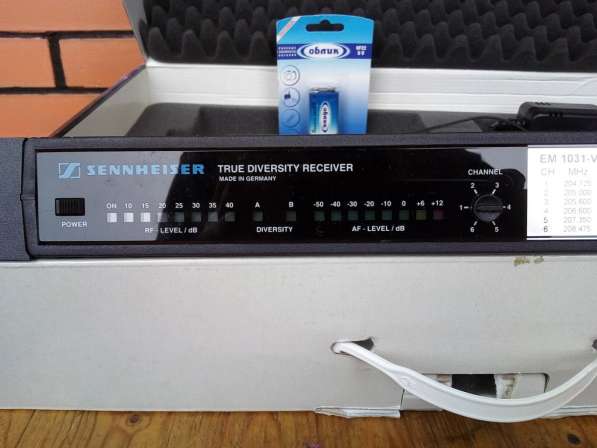 SENNHEISER Wireless Set 1083 VHF Безпроводная система