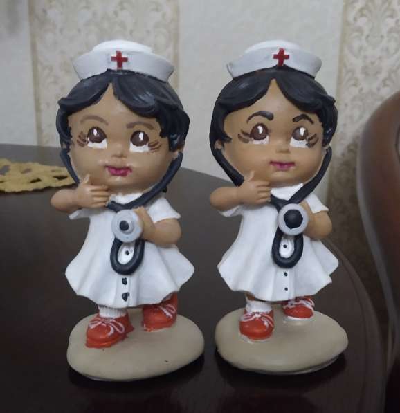 Статуэтка медсестра