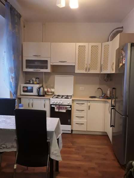 Продам двухкомнатную квартиру в Калининском р-не