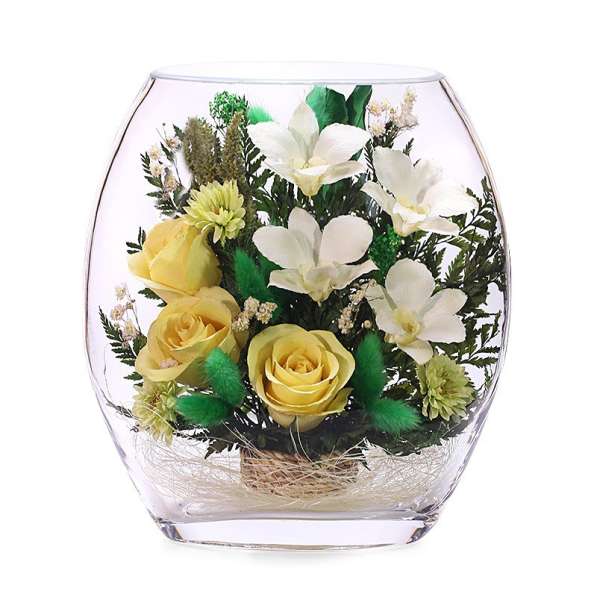 Розы кремовые и желтые в вазах из стекла в Москве фото 6