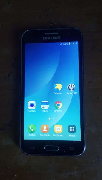 Смартфон Samsung Galaxy J5 в фото 3