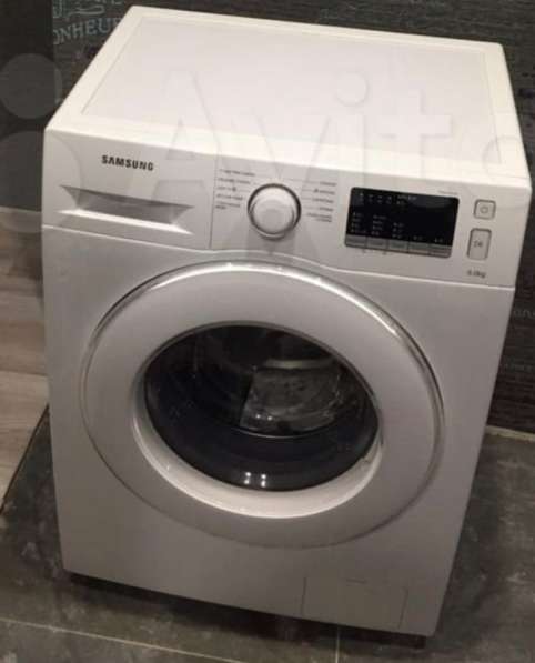 Стиральнaя машинa Samsung WW60J3090JW в Москве