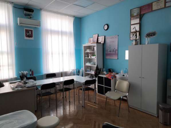 Сдам учебный класс для бьюти-сферы (почасовая оплата) в Москве фото 12
