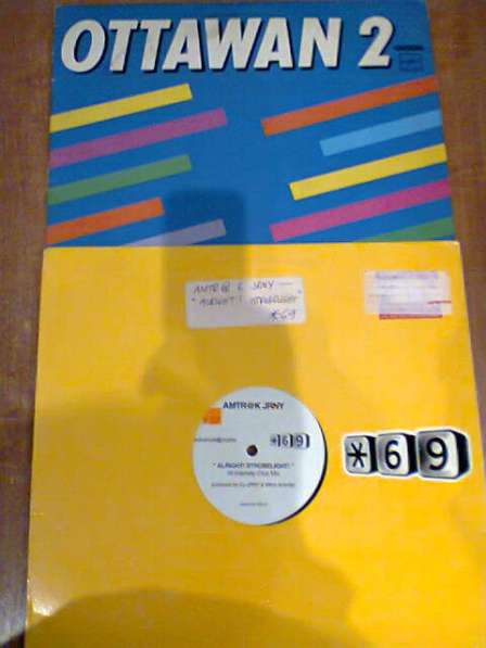 Toshiba Satellite L300-129 Поддон ноутбука в Москве фото 22