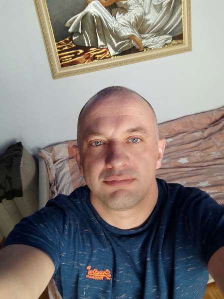 Miroslav, 52 года, хочет пообщаться