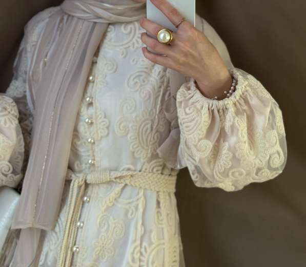 Вечерние платья