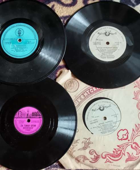 Пластинки патефонные продаю в фото 6