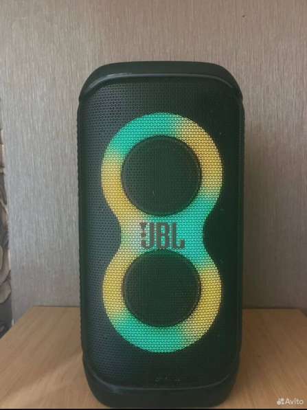 Продам колонку JBL partyboks 360