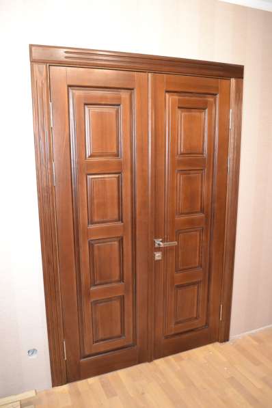 Двери деревянные из массива ясеня в фото 3