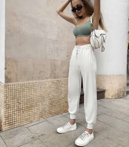 Белые штаны