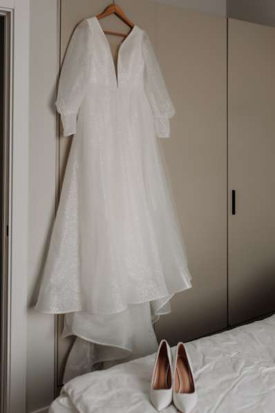 Продам свадебное платье со шлейфом в Москве фото 4