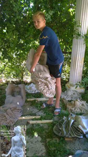 Девушка атлант в Москве фото 6