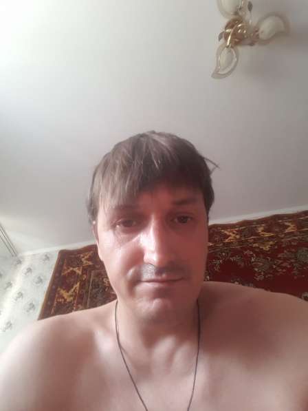 Андрей, 35 лет, хочет пообщаться