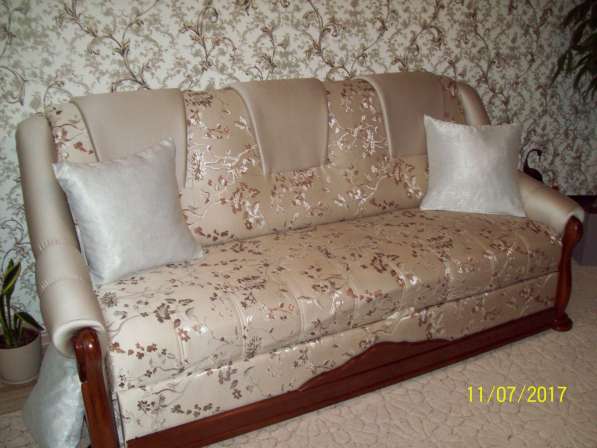 Продам диван в отличном состоянии г: 2,2х1,0, с. м. 1,9х1,25 в Симферополе