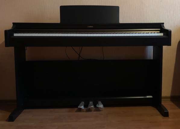 Цифровое пианино Yamaha YDP-162R в Москве