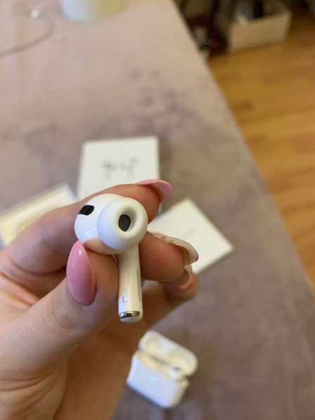 Наушники AirPods Pro в Санкт-Петербурге фото 4