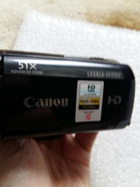 Canon Legria HF R306 в фото 6