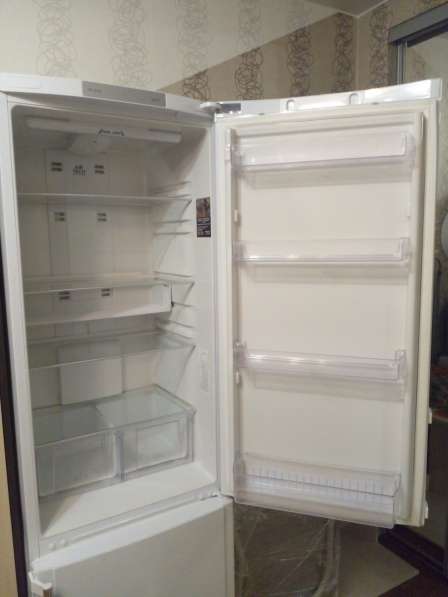 Холодильник Hotpoint Ariston в Санкт-Петербурге
