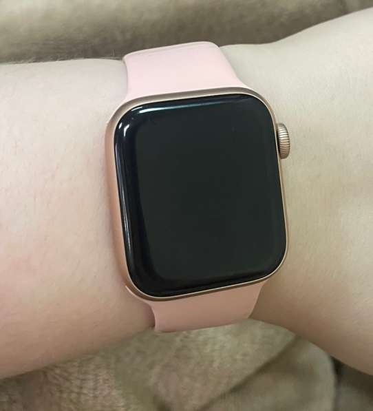 Apple Watch SE 40мм в Новосибирске фото 3