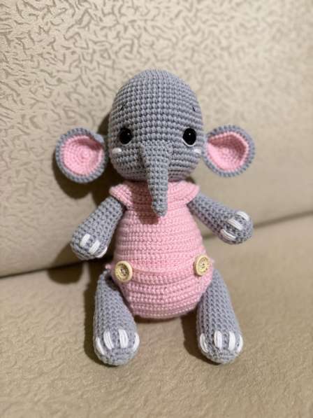 Вязаный слоник в Калуге