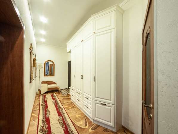 2-к. квартира, 62 м², 3/6 эт в Бийске фото 4