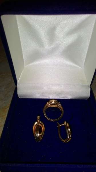 Комплект золото серьги и кольцо с гранатом в Санкт-Петербурге фото 3
