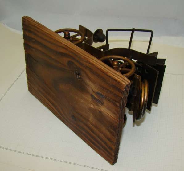 Скульптура Старинный автомобиль (W929) в Москве фото 4