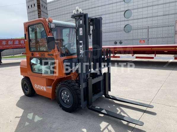 Вилочный погрузчик HELI CPCD30 в Новосибирске фото 17