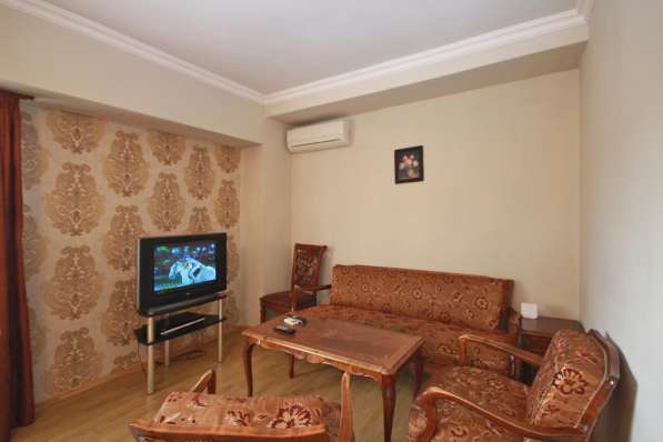 3 комнатная, квартира посуточно от хозяина, центр, Ереван в фото 4